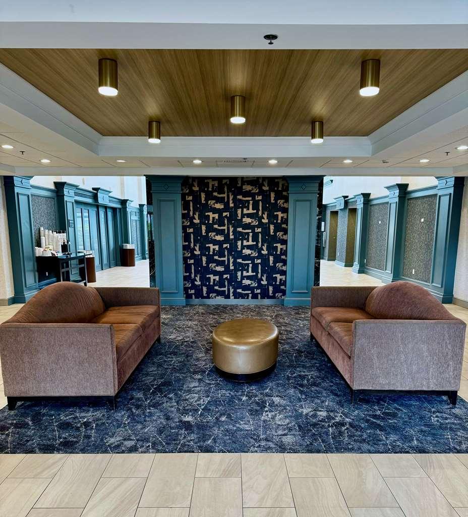 Hampton Inn & Suites West Little Rock Interior photo