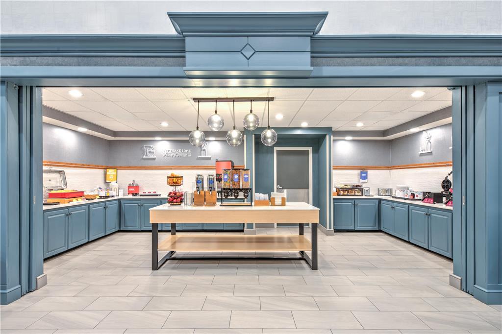Hampton Inn & Suites West Little Rock Restaurant photo