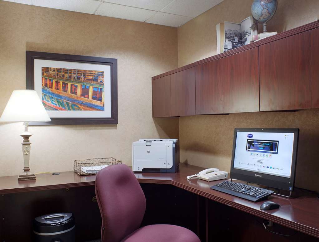 Hampton Inn & Suites West Little Rock Facilities photo